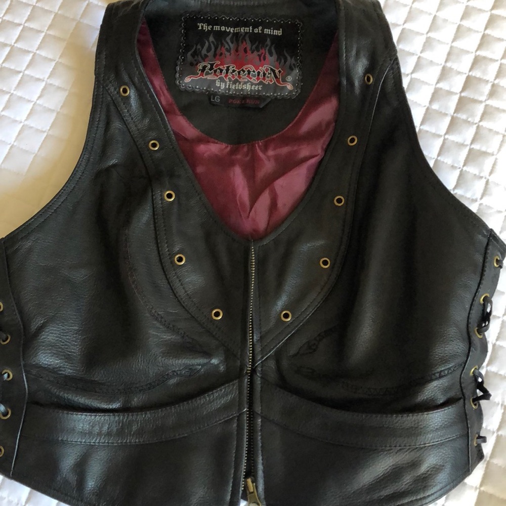 Pokerun Women’s Black Leather zip front Vest